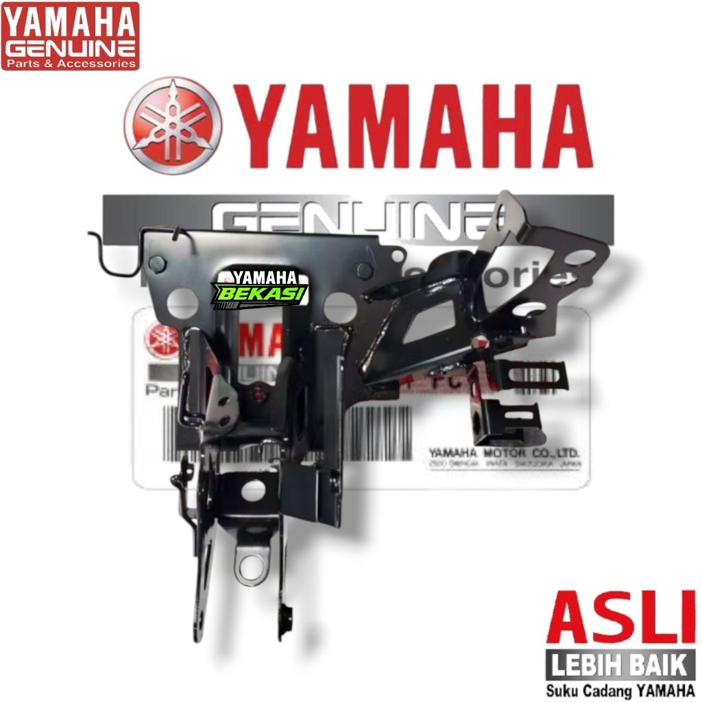 Stay 1 Bracket Dudukan Visor XMAX 250 Ori YGP B74-F8321-00