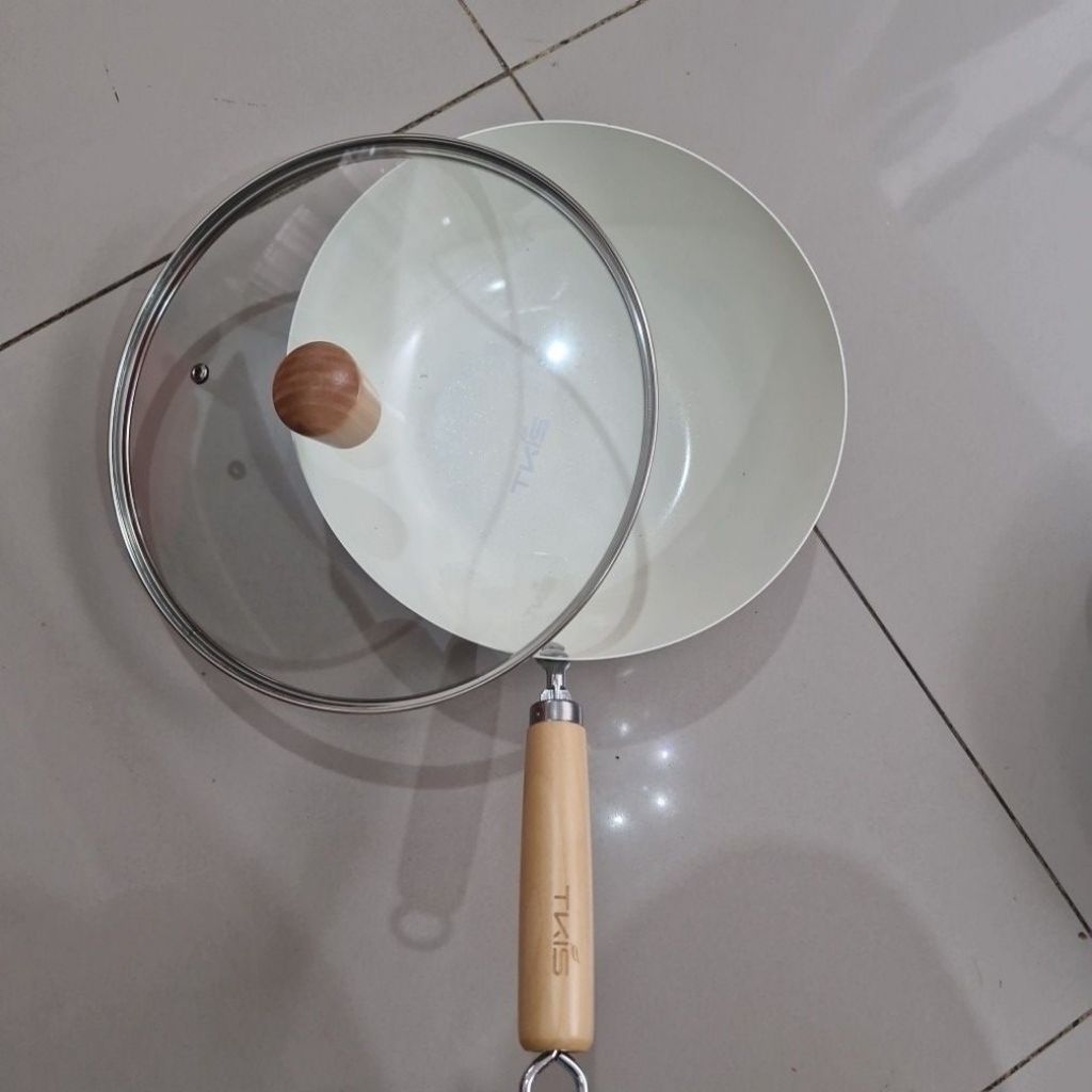 TKIS TK-A869 By YK Design Wajan iron cast 26cm