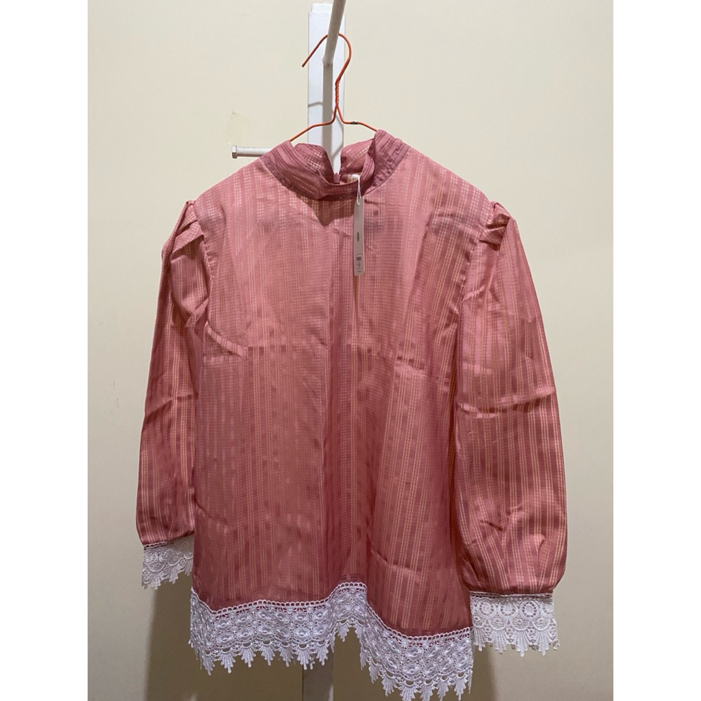 Anika Top Blossom Jenna and Kaia (NEW)