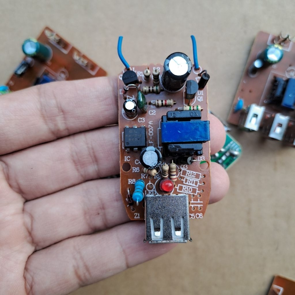 Modul Adaptor 5V 700mA Power Supply 5v 0.7A
