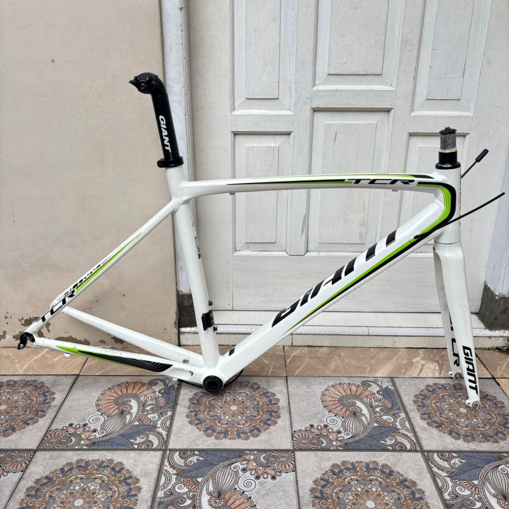 Giant tcr allux size 54 frameset sepeda roadbike rimbrake balap 700c