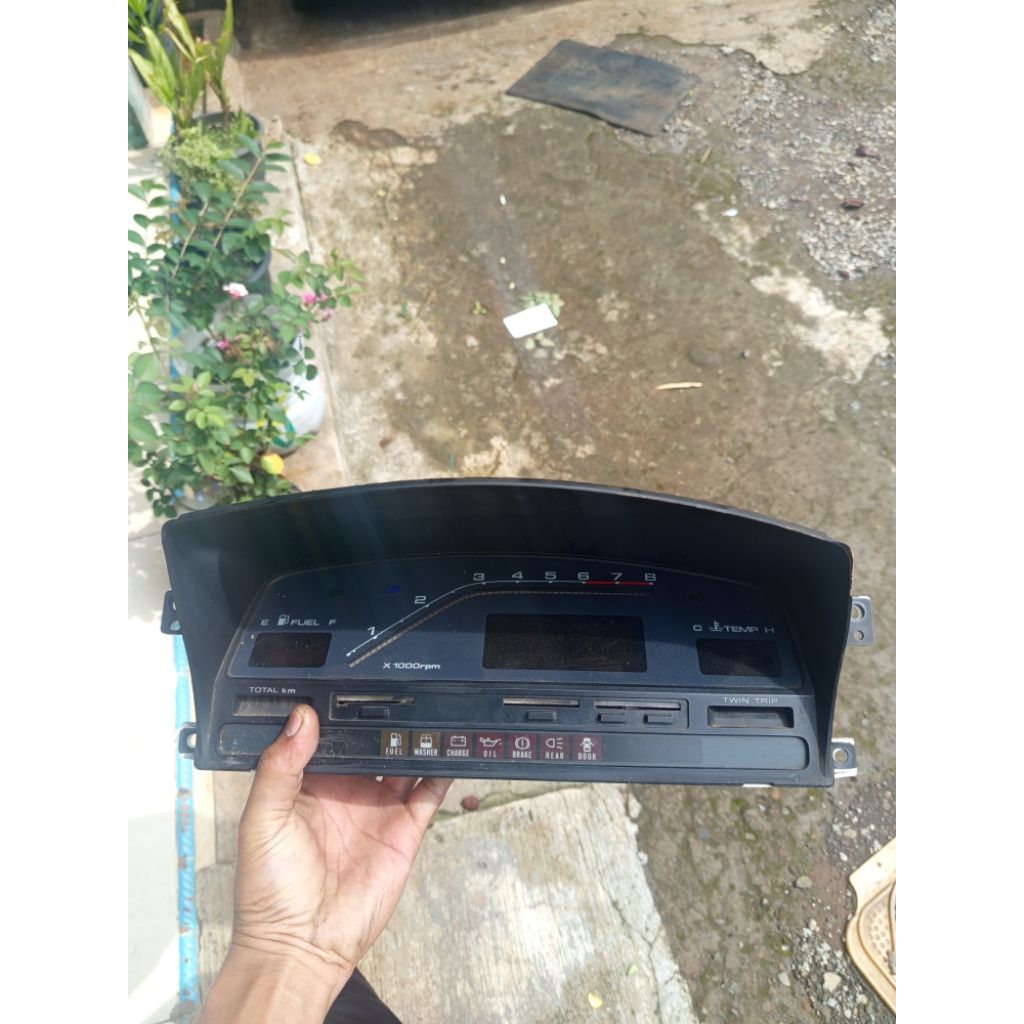 speedometer Mazda 626 capella