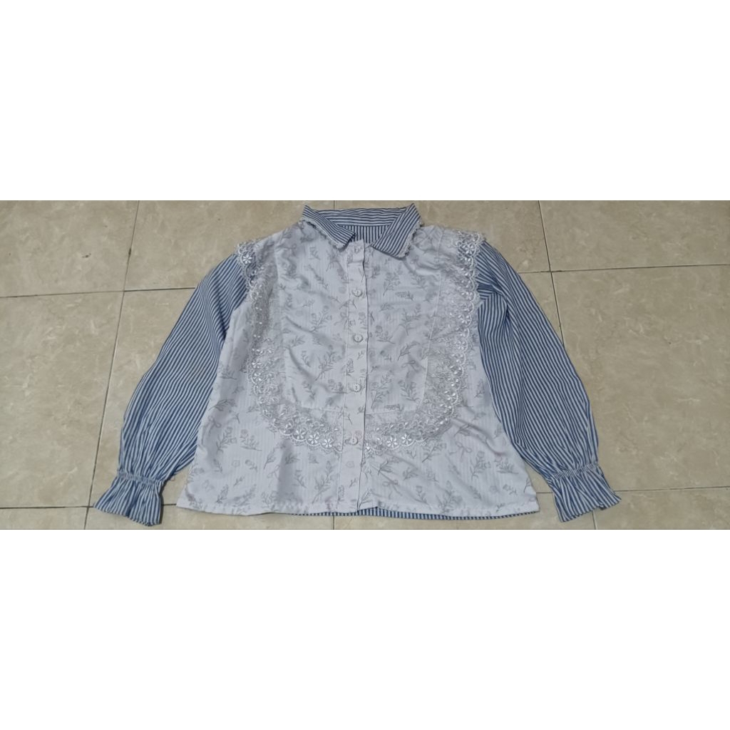 Pl kemeja salur renda