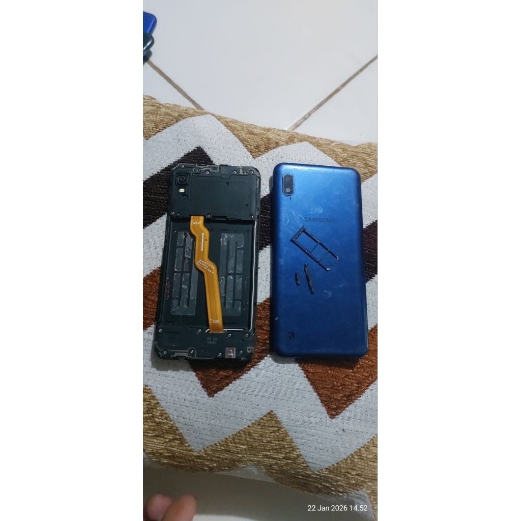 samsung a10 minus lcd dan tidak ada batre