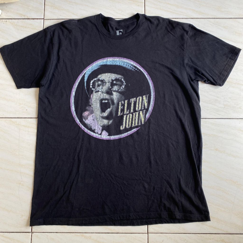 Kaos band british pop singer Elton John official murah. Jual kaos Elton John original murah