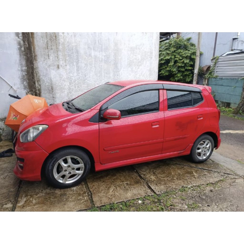 mobil ayla merah m sporty 2017 mt harga dp