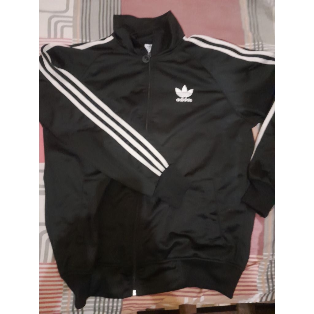 PL jaket adidas hitam