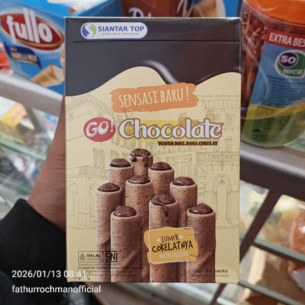 Siantar Top Go Chocolate Wafer Roll Rasa Cokelat Halal 25 Packs Sensasi Baru Lumer Cokelatnya
