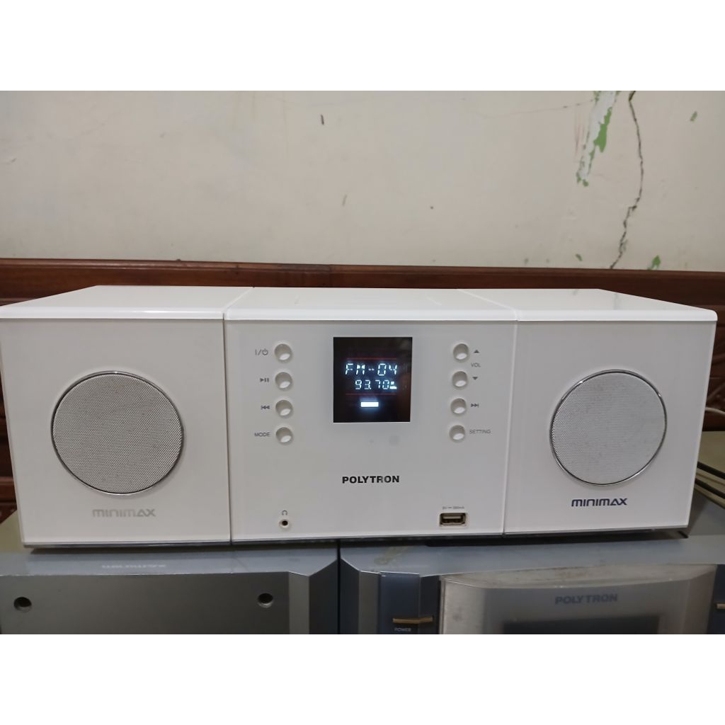mini compo polytron minimax PNH 1001W mulus banget seperti baru