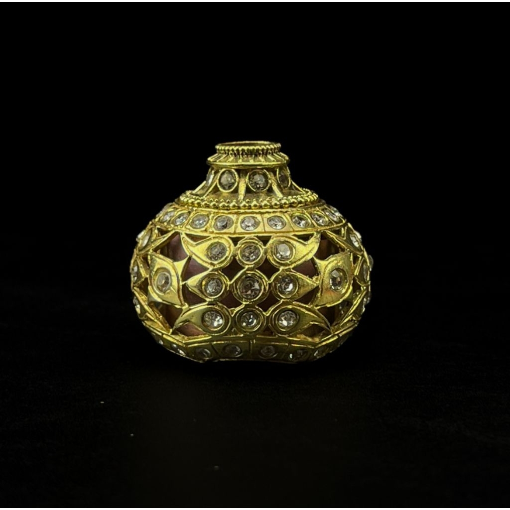 Mendak Selut Aksesoris Keris Model Kendit Warna Perak & Gold