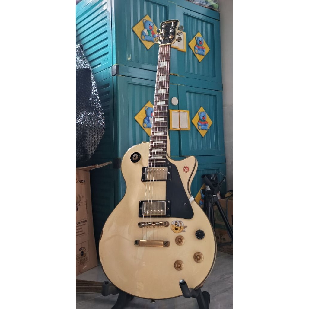 Gitar listrik Legacy Les Paul