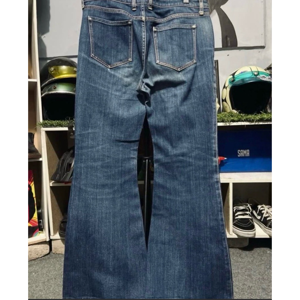 Bootcut jeans