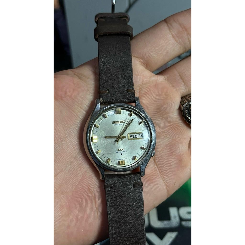 Seiko Sealion Dx White Gold Dial 6106