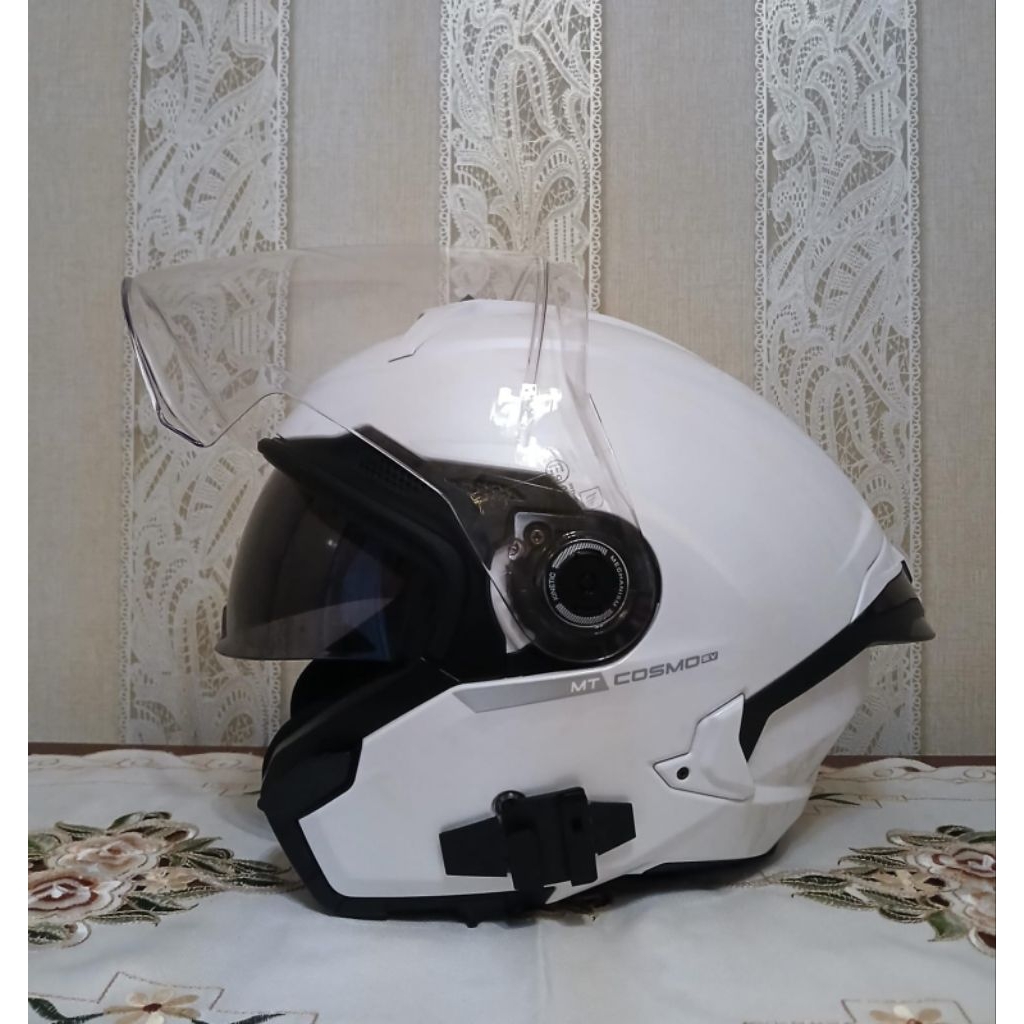 MT Helmets Cosmo SV not Street Fighter
