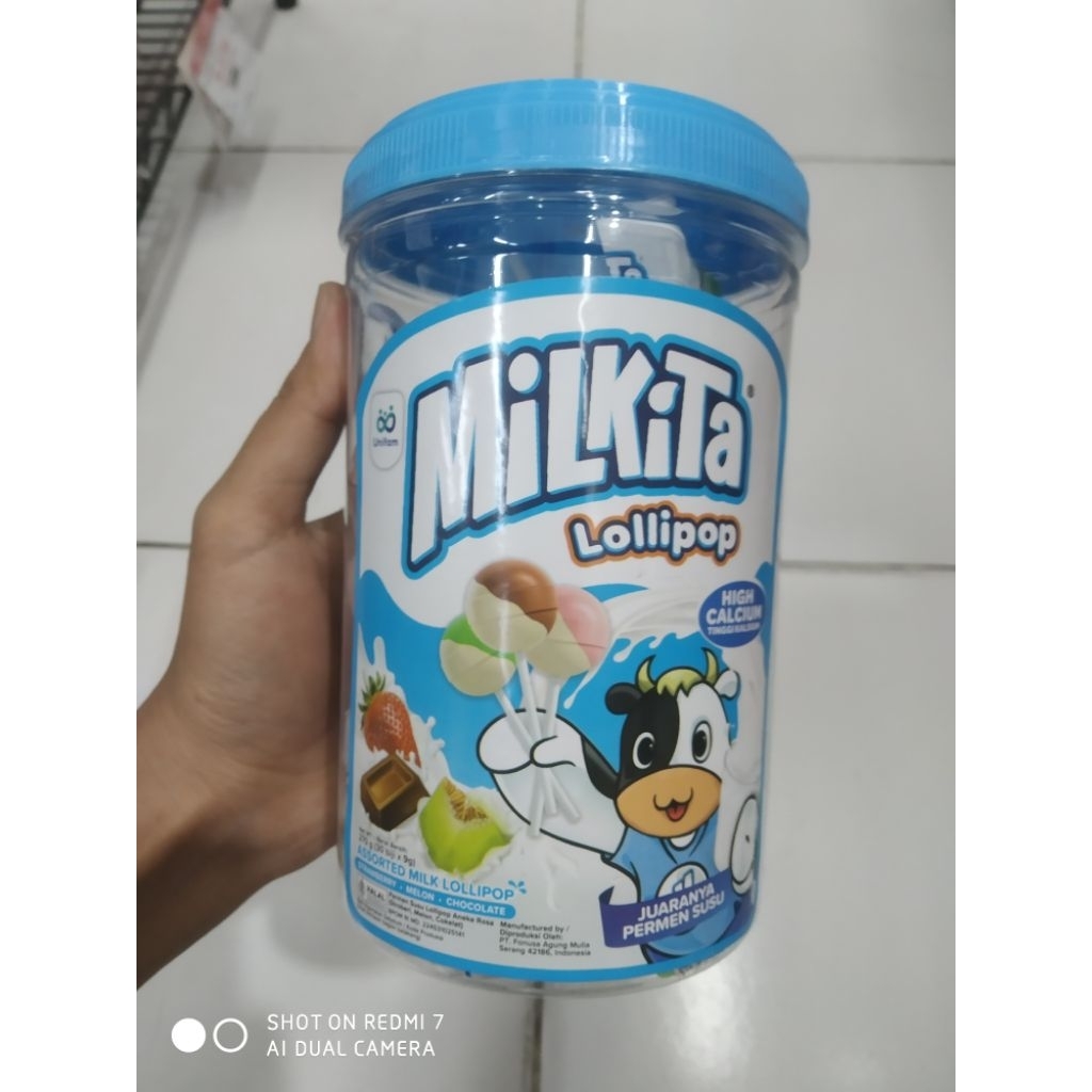 Milkita Lolipop Jar 270gr / permen tusuk