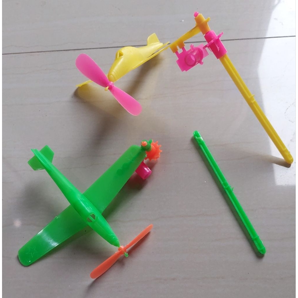 Mainan anak jadul pesawat  putar