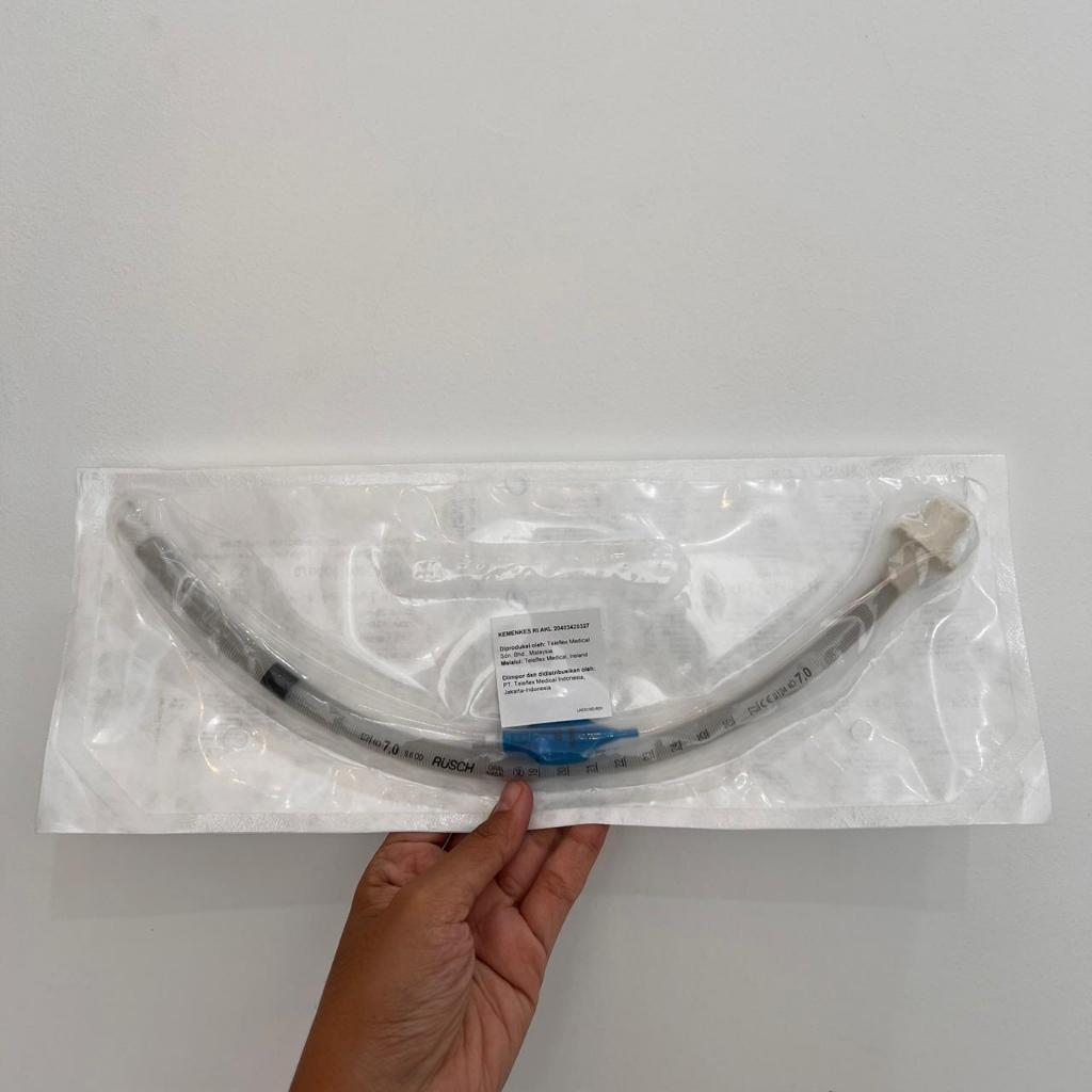 Rusch Curved Reinforced Endotracheal Tube / ETT Non King King Rusch / Endotracheal Tube Non Kinking 