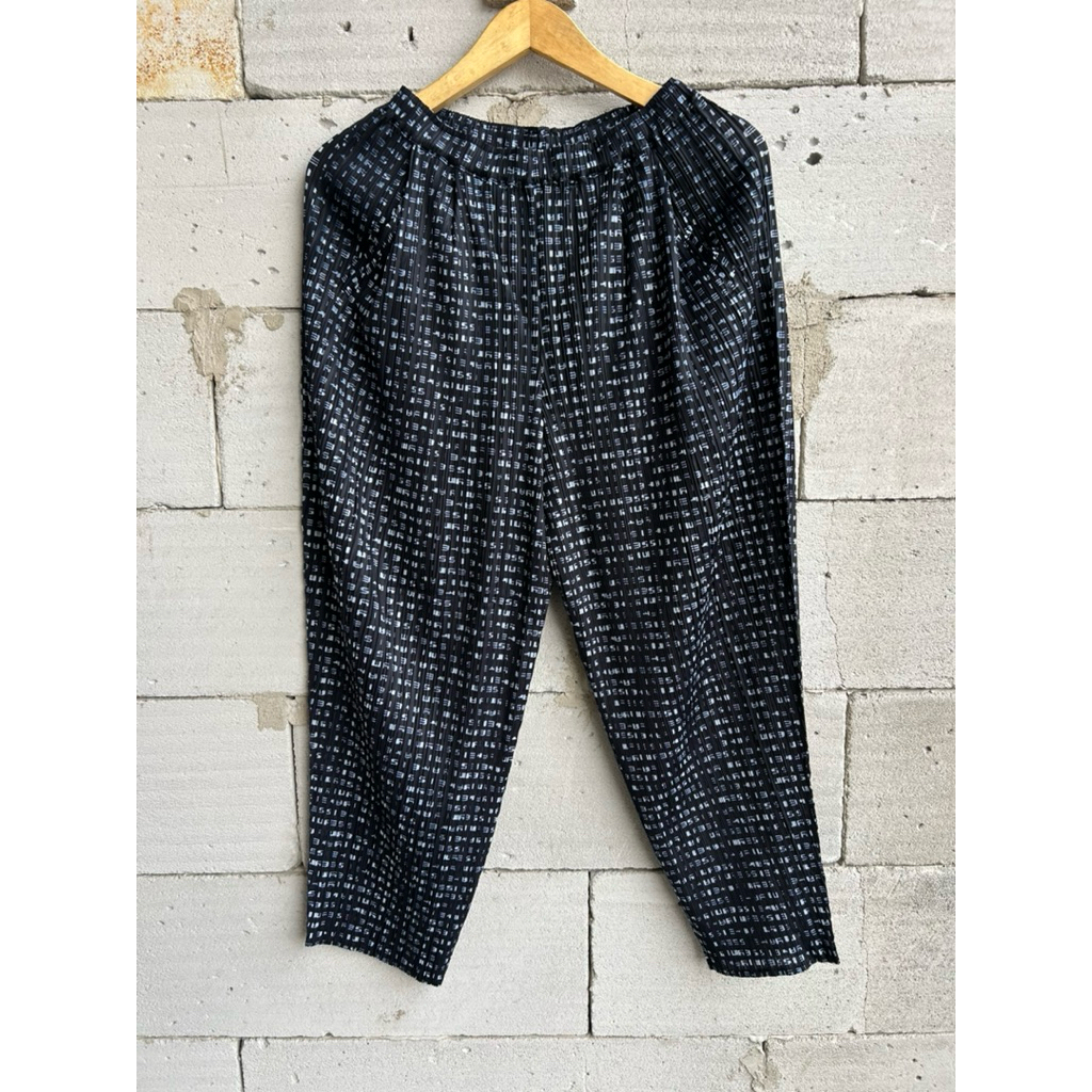 Celana Pleats / Issey Miyake / Celana Panjang