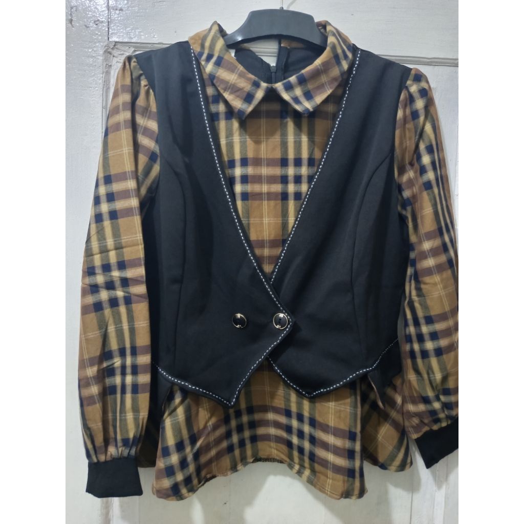 [PRELOVED] kemeja wanita rompi kotak