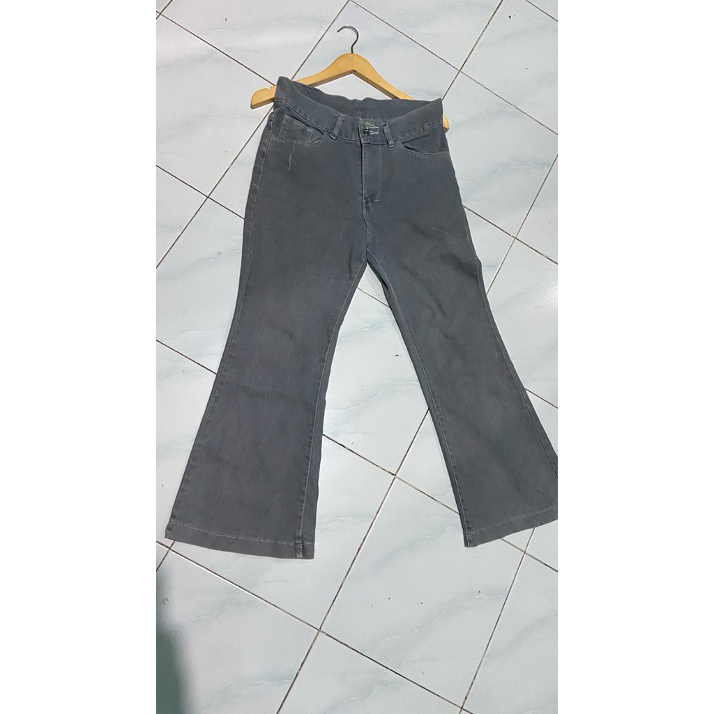 Celana Jeans Cutbray Pl