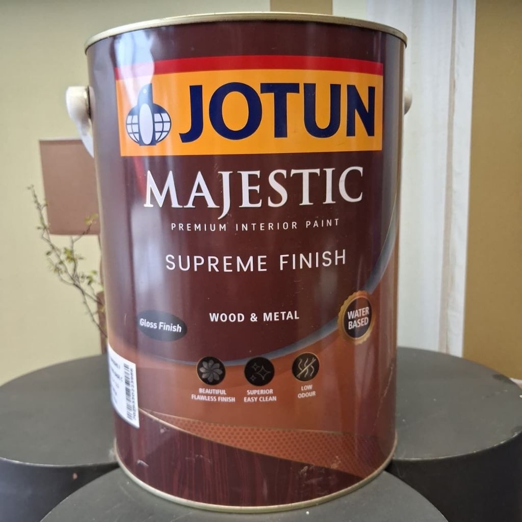 JOTUN MAJESTIC SUPREME FINISH 5LTR/CAT MINYAK WATER BASED/CAT KAYU DAN BESI/CAT KAYU DAN BESI CAMPUR