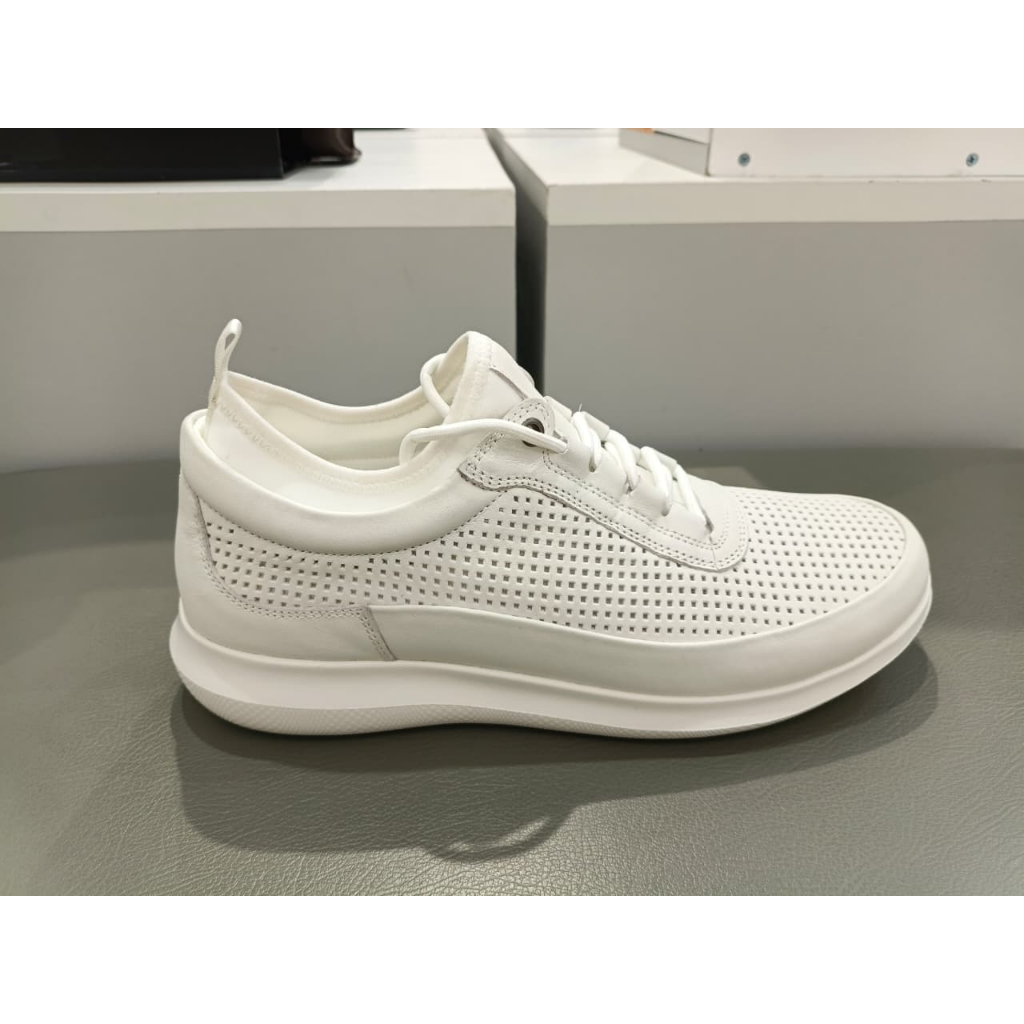 SNEAKER OBERMAIN PUTIH POLOS Sepatu Ket Kasual Pria Kulit Asli Ori OM10