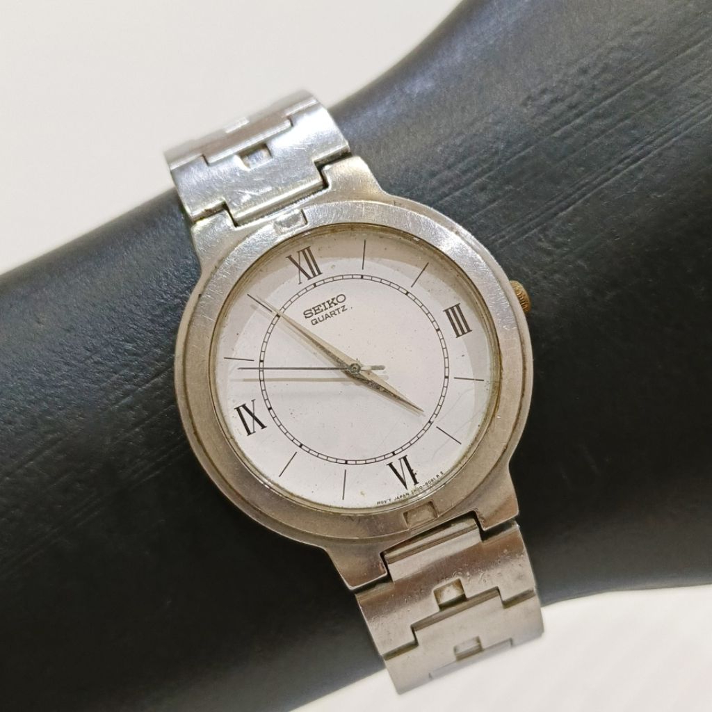 Jam Tangan Seiko Vintage Classic Roman Dial Quartz Watch Murah Original Bekas Second Preloved Murah