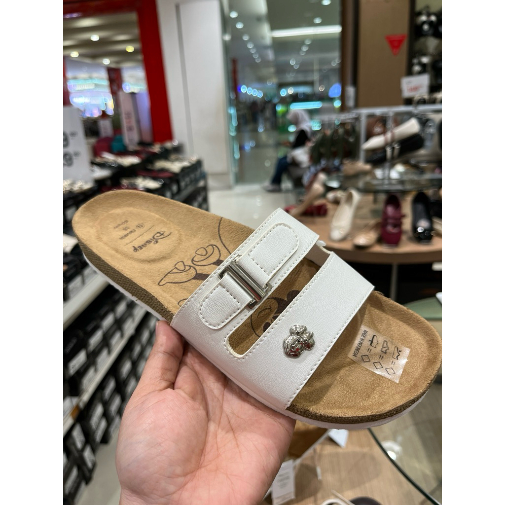DISNEY SANDAL SELOP WANITA MODEL TERKINI BY MATAHARI