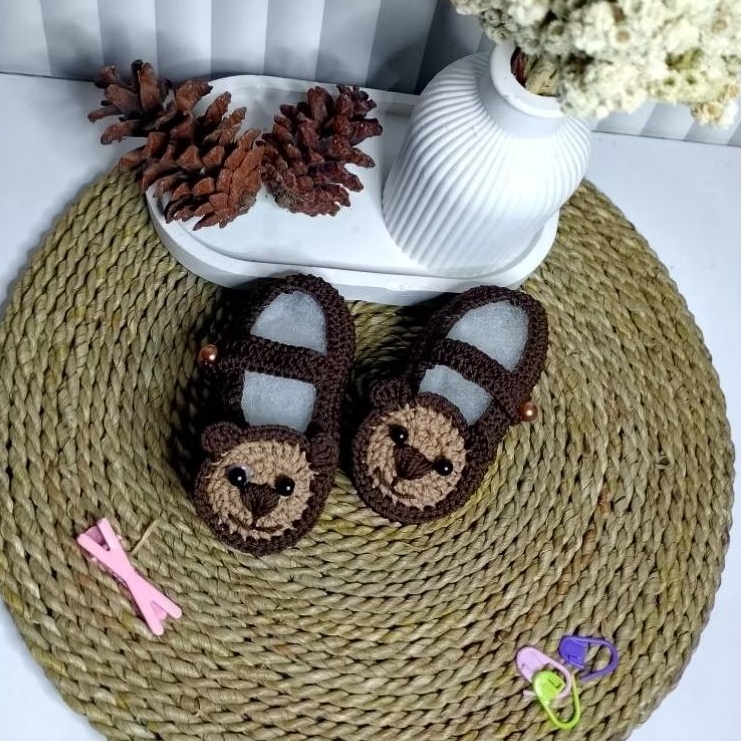 sepatu bayi rajut BERUANG untuk bayi cowok cewek umur 0 - 1 tahun