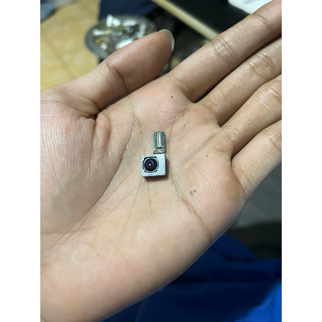 Kamera depan samsung s20 ultra