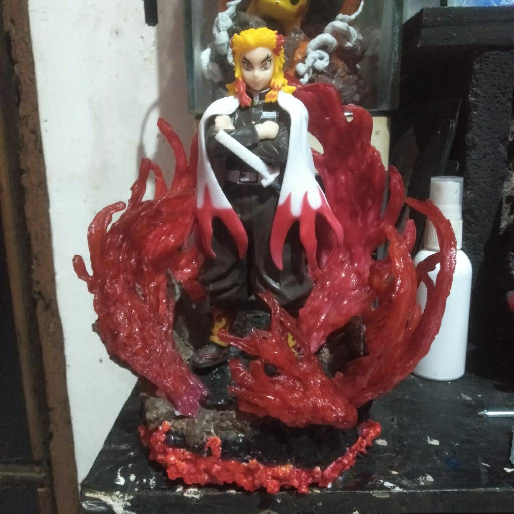 stand base figure aura merah