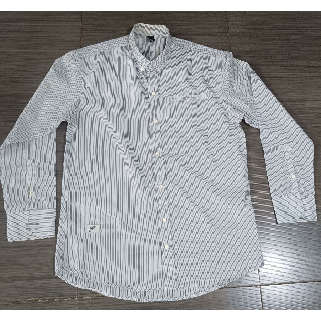 Kemeja pria Preloved brand GUMMO