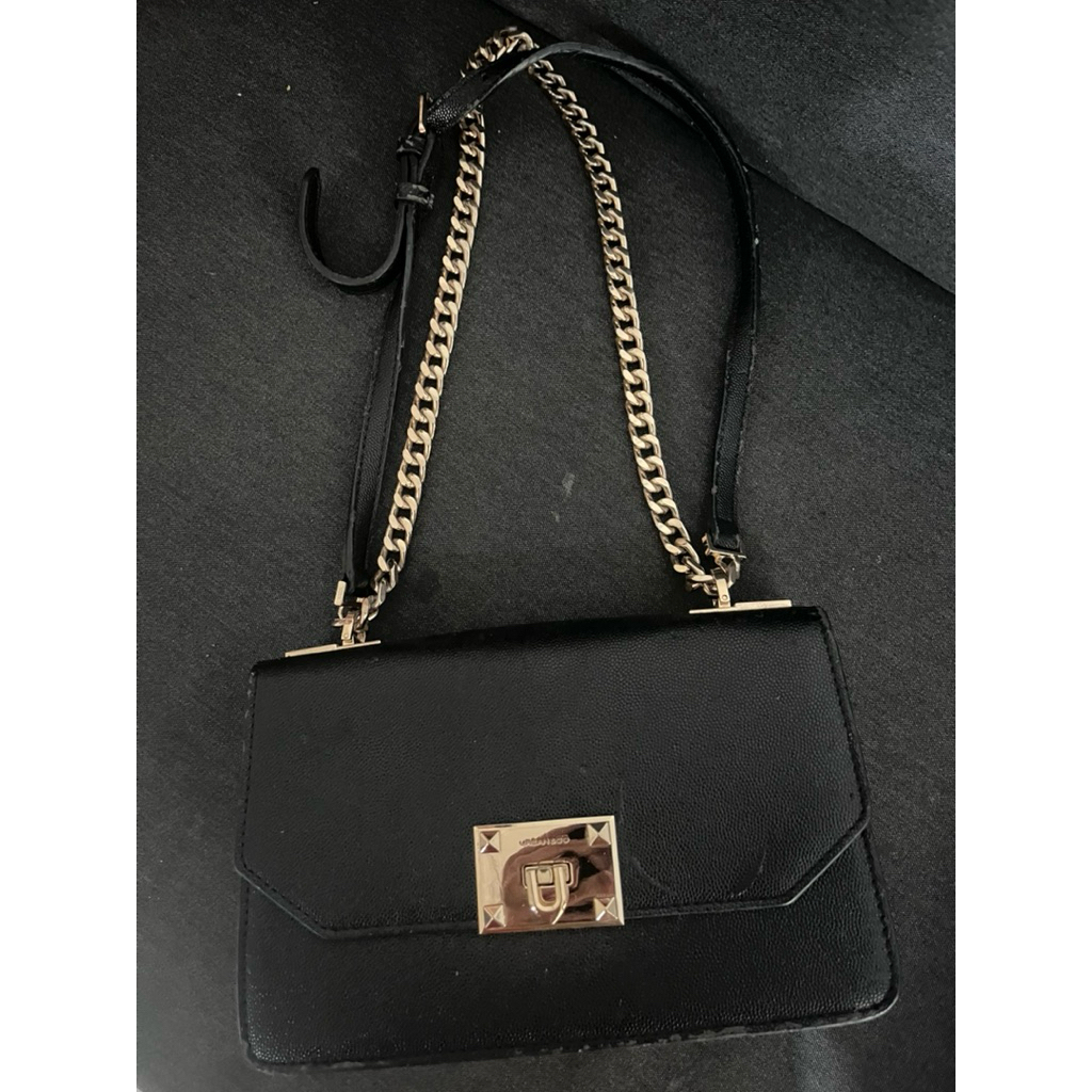 PRELOVED TAS URBAN N CO