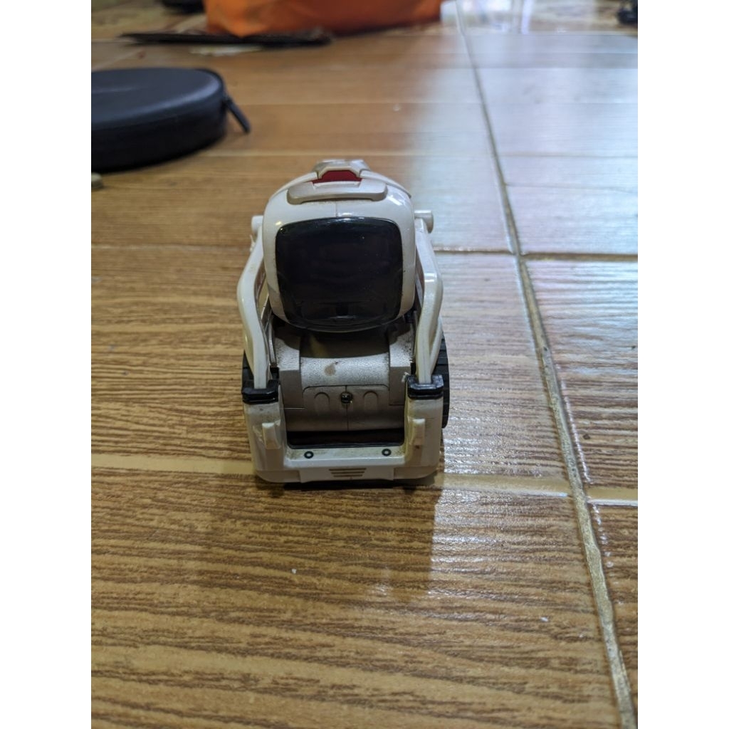 robot pintar anki cozmo