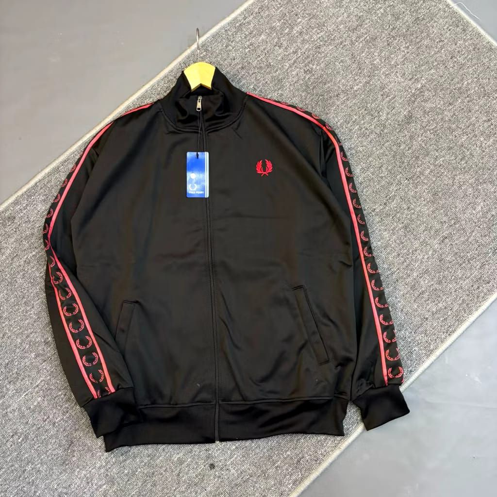 JAKET FRED HITM MERAH