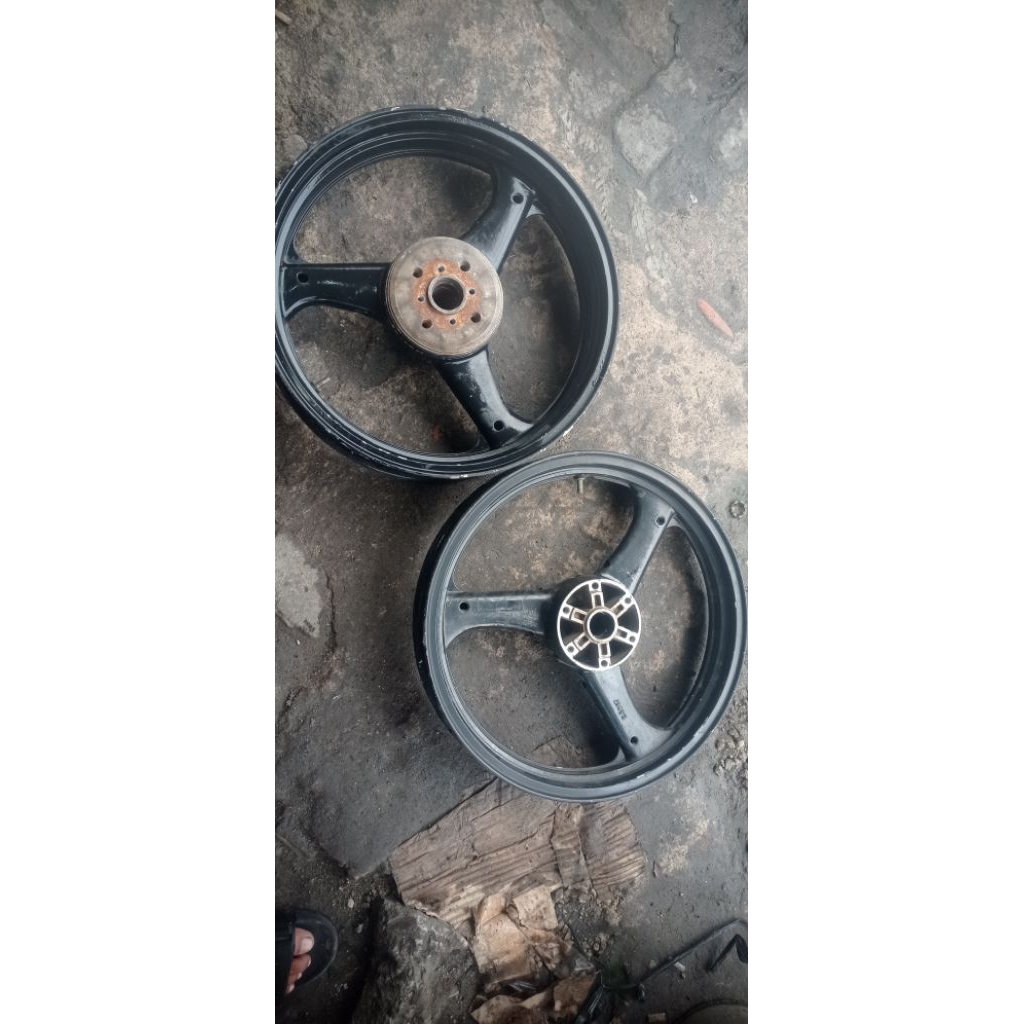 velg scorpio ring 17 lebar