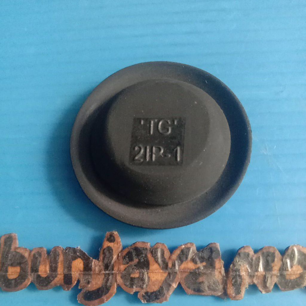 karet tutup lubang body spakbor belakang avanza th 2013 keatas