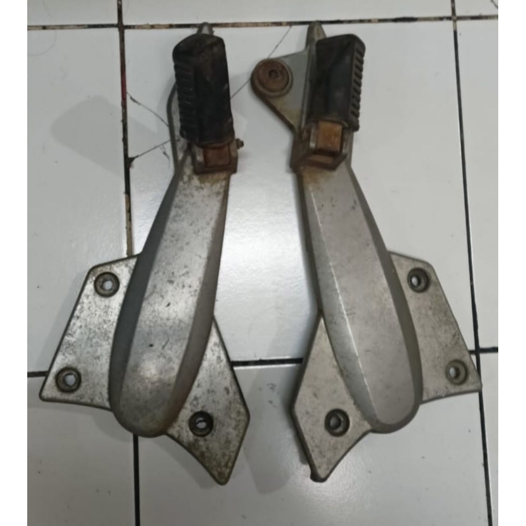 pustep fustep footstep foot step belakang kawasaki zx130 zx 130
