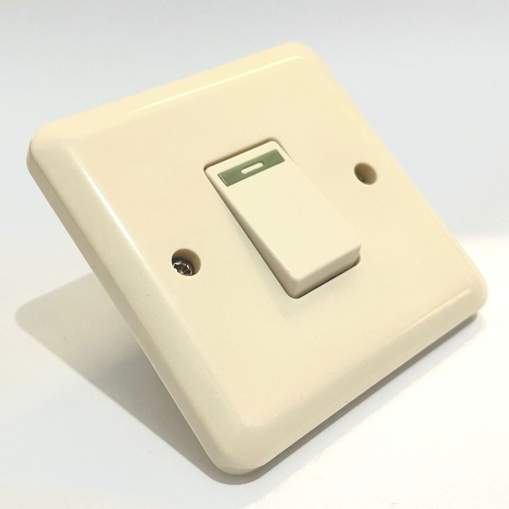 Saklar Lampu IB Engkel / Seri / Stop / Engkel Stop Radium Voltama