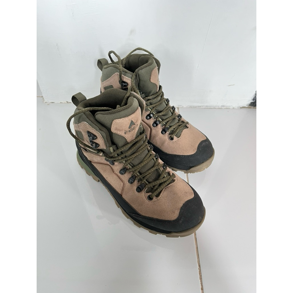 sepatu gunung cayman lite