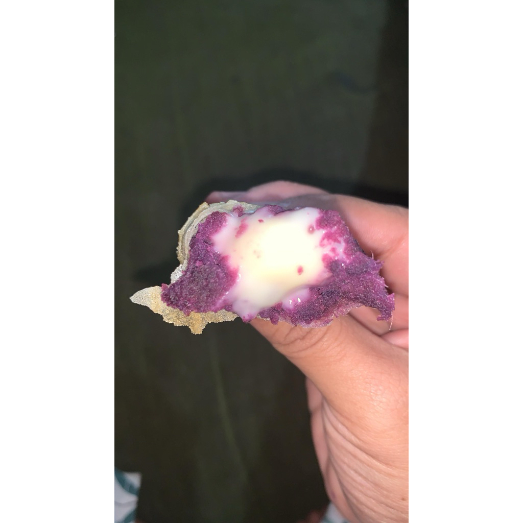 Lumpia ubi Ungu keju lumer