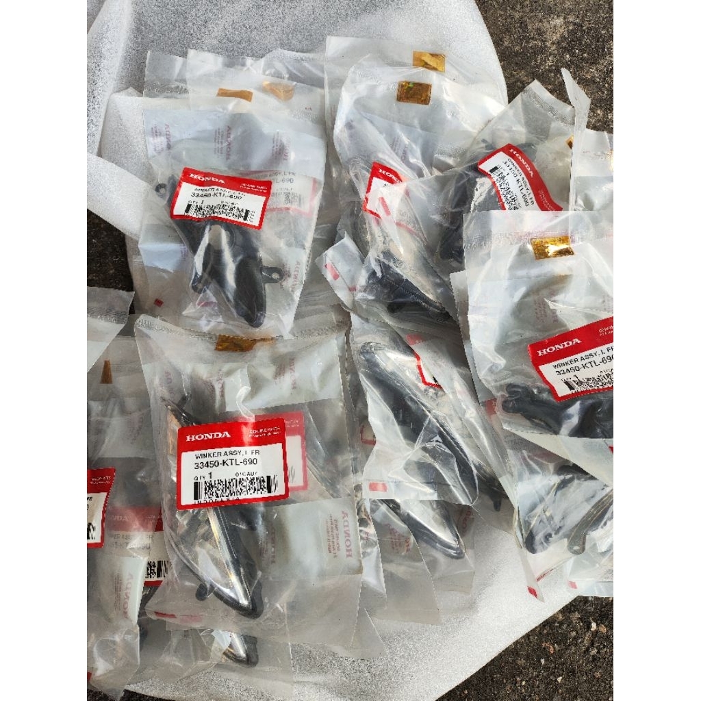 Lampu Sen Sein Ritting Depan Assy Kiri Honda Supra Fit New | 33450-KTL-690