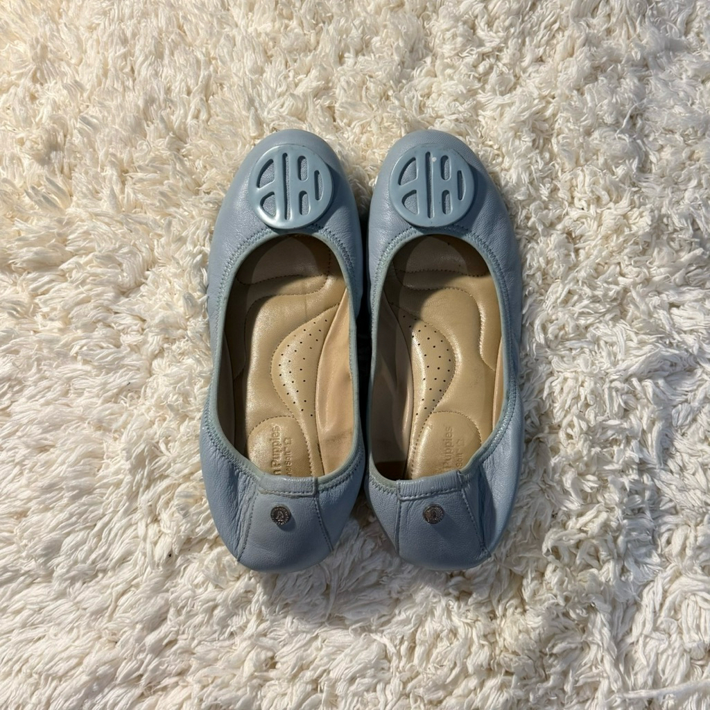 preloved flat shoes baby blue hush puppies