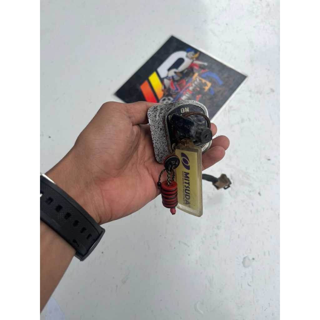 Kunci kontak honda spacy original bekas copotan motor