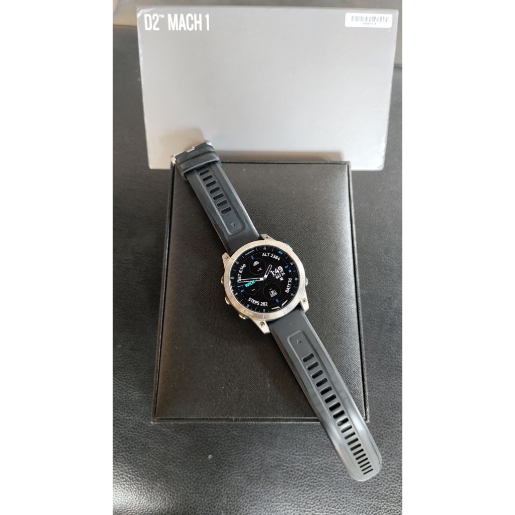 garmin D2 MACH 1