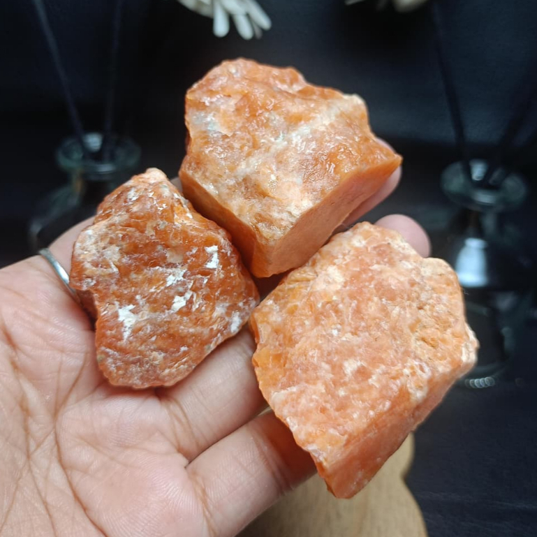 Batu Natural Bright Sunstone Rough (3)