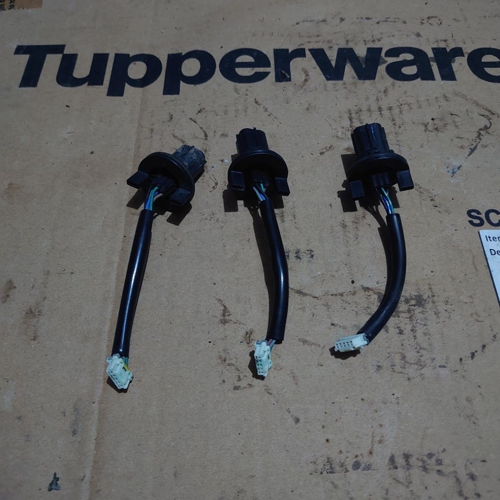 Soket lampu Honda Beat