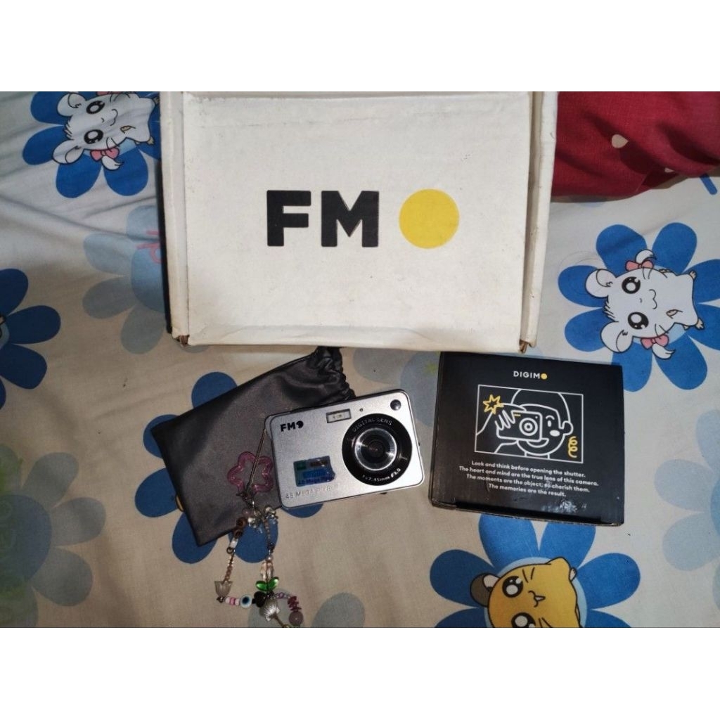 Preloved Digicam Filmonkish Silver Good Condition