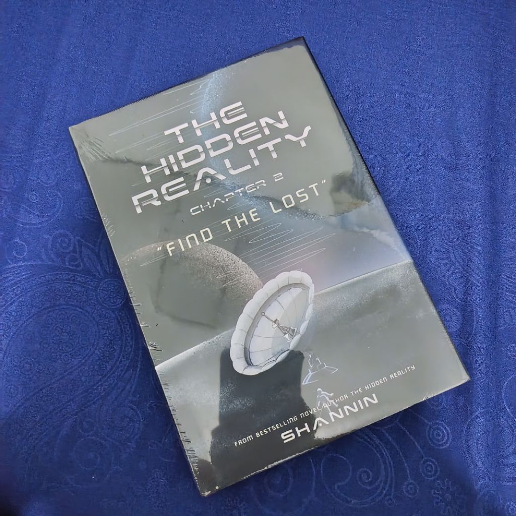 Preloved Novel - The Hidden Reality 2 (Hard Cover - New Sealed)