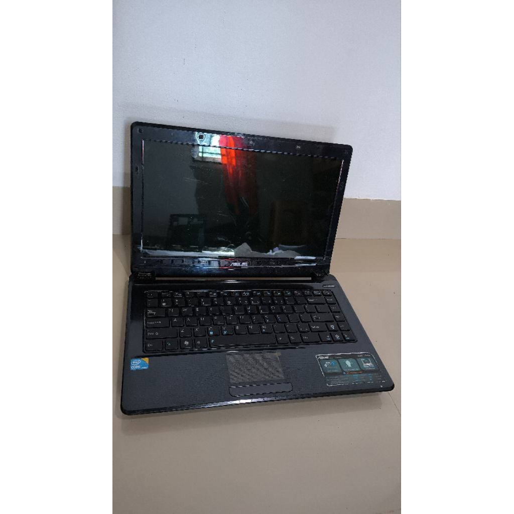 Laptop ASUS A42F Kondisi Rusak